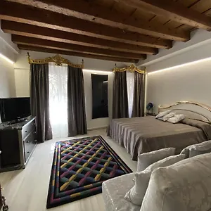 Ln Homes - San Marco Canal View Appartamento